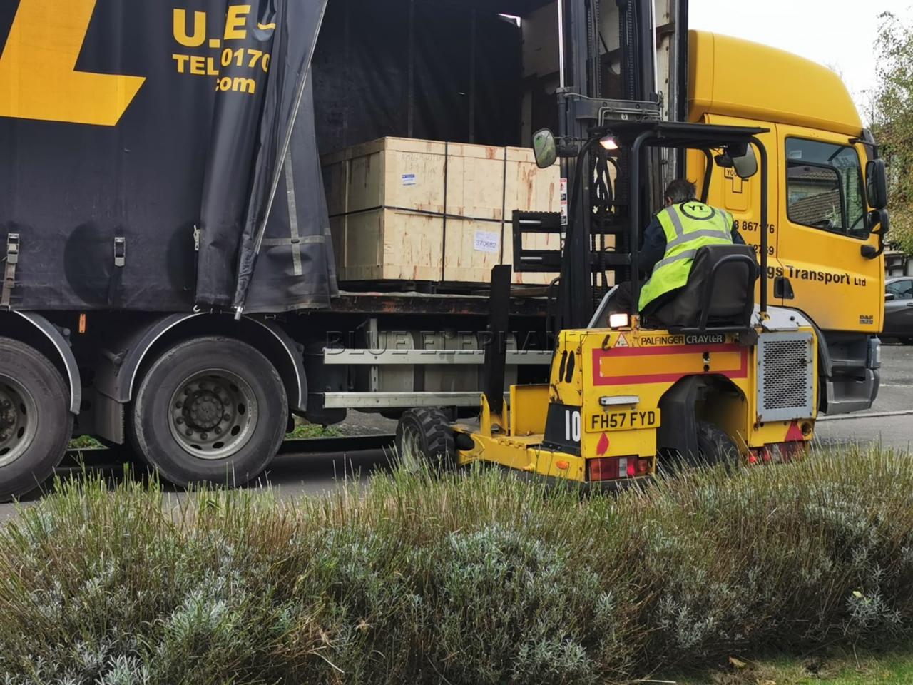 1530 Fiber Laser Cutting Machine For Stainless Steel Carbon Steel Metal Sheet 1530 машина за ласерско сечење влакана за метални лим од нерђајућег челика од угљеничног челика