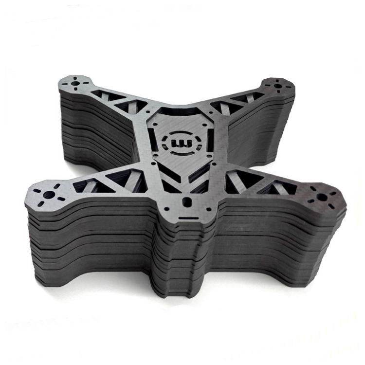 3015 Фибер Ласер Метал Цуттинг Мацхине 1000в 2000в Мак Раицус Ласер Повер