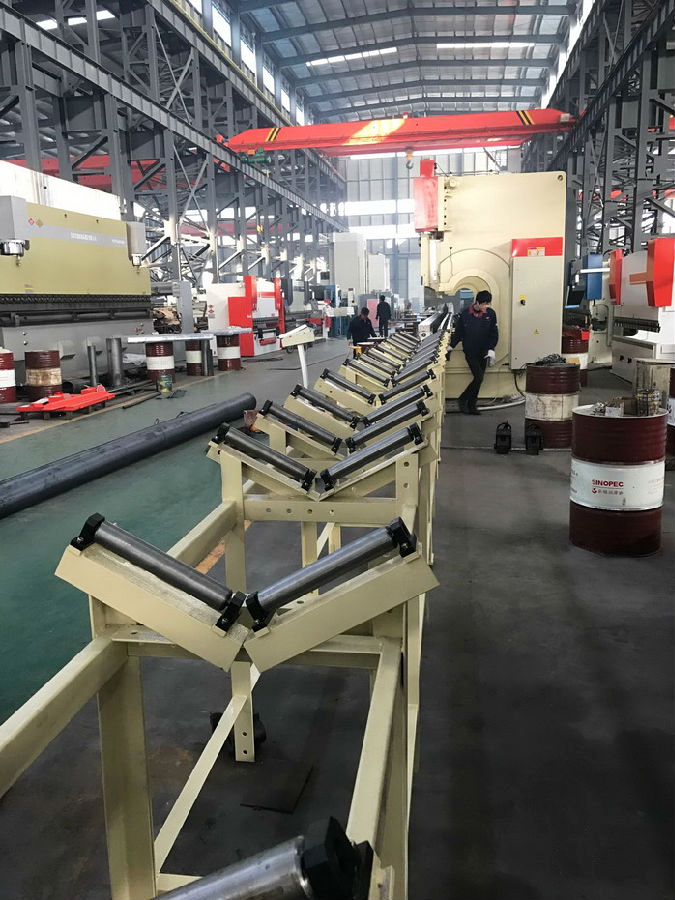 4 Axis Cnc Tandem Press Brake With Delem Da58t 2d Graphical Controller 4-осна Цнц тандем прес кочница са Делем Да58т 2д графичким контролером