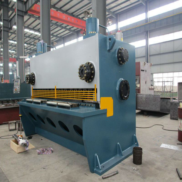 4mmx2500 Hydraulic Shearing Steel Plate Cutting Machinery Steel Plate Shear 4ммк2500 Хидраулично шишање машина за сечење челичне плоче Машине за сечење челичне плоче