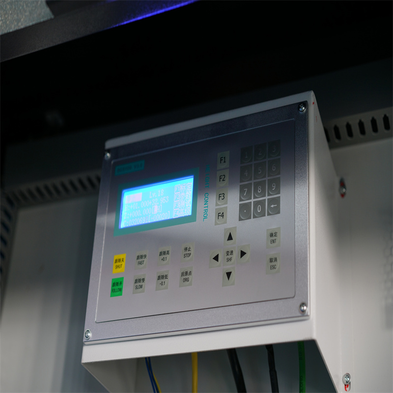 5мм машина за ласерско сечење челичних металних влакана Цнц плоча цена