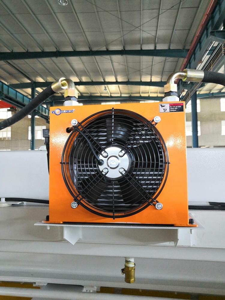 6mm Q11 Electric Sheet Plate Shearing Machine 8 Feet Sheet Metal Shearing Machine 6мм К11 електрична машина за шишање лимова од 8 стопа