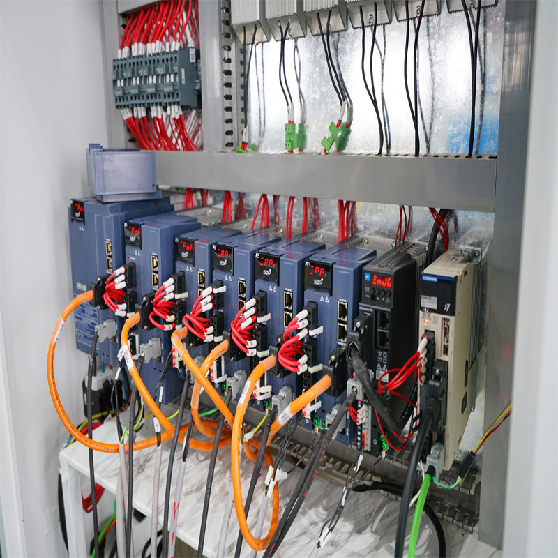 Цнц ласерска производња 500В 1000В 2000В машина за ласерско резање влакана од нерђајућег челика