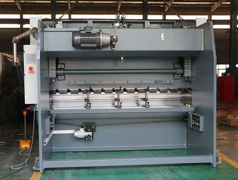 Метална преса кочница Вц-63т3200 машина за савијање металних лимова Цнц хидраулична кочница за пресовање