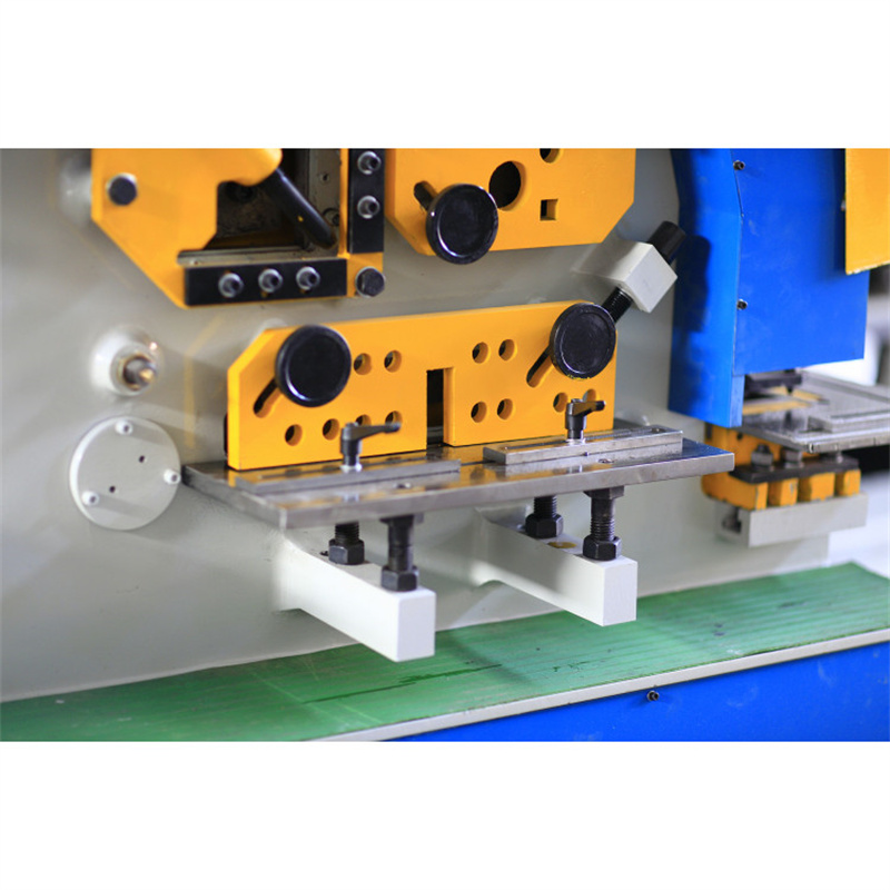 Мала Цнц К35и-16 40 тона Иронворкер хидраулична комбинована машина за пробијање