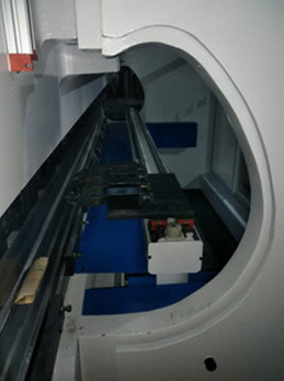 Da53t Cnc System Controller 125t4000 3+1 Axis Cnc Hydraulic Press Brake With Good Quality Да53т Цнц систем контролер 125т4000 3+1 осовина Цнц хидраулична прес кочница са добрим квалитетом