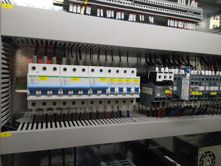 Delem Da66t 125 3+1 4+1 6+1 8+1 Cnc Hydraulic Press Brake For Metal Plate Bending Делем Да66т 125 3+1 4+1 6+1 8+1 Цнц хидраулична прес кочница за савијање металних плоча