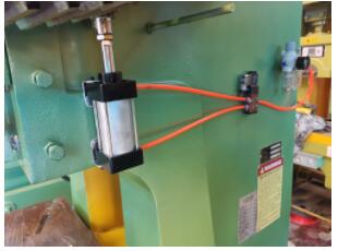 Mechanical Press Machine, 100 Ton Power Press Price Механичка машина за пресу, 100 тона моћ преса цена