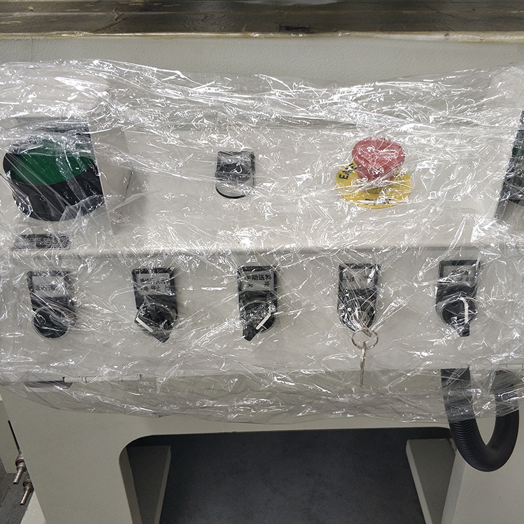 Pneumatic Friction Clutch High Performance Punch Press Machine Машина за бушење високих перформанси са пнеуматским фрикционим квачилом