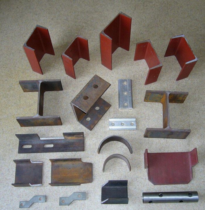 Q35y Series Hydraulic Ironworker Shearing And Punching Machine Серија К35и хидраулична машина за шишање и пробијање