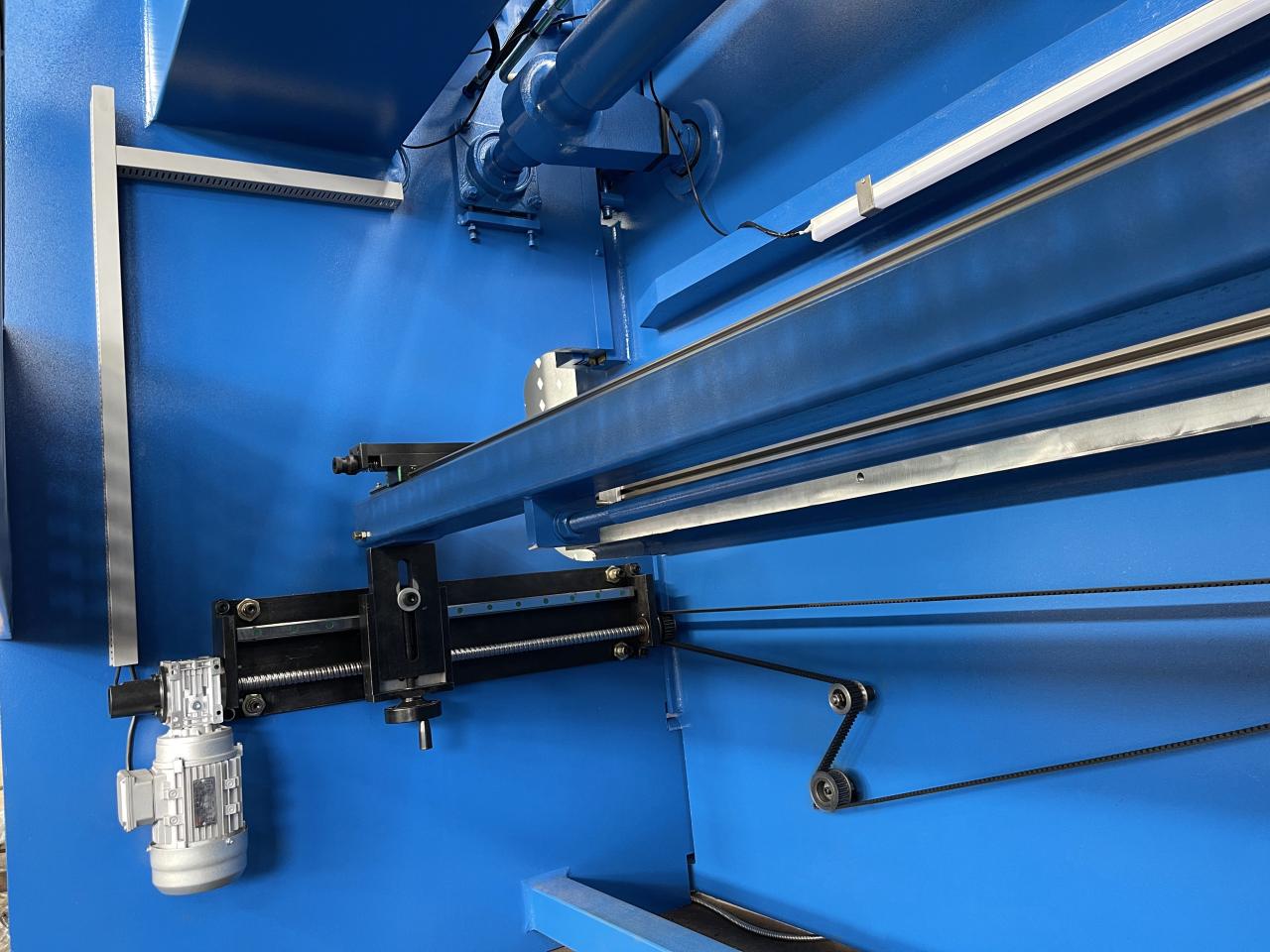 Wc67k-400T Cnc Plc Manual Sheet Bending Machine Hydraulic Nc Press Brake Machine Вц67к-400Т Цнц Плц Ручна машина за савијање листова Хидраулична Нц машина за кочнице