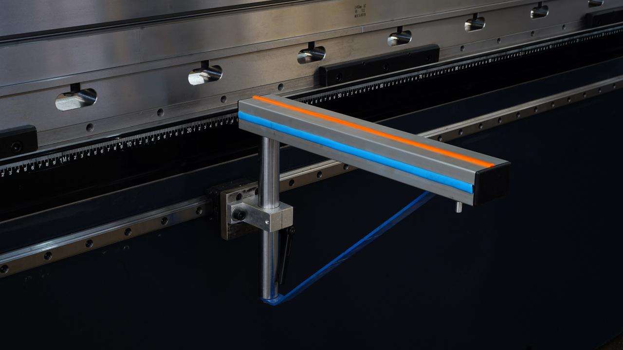 Вц67к-400Т Цнц Плц Ручна машина за савијање листова Хидраулична Нц машина за кочнице