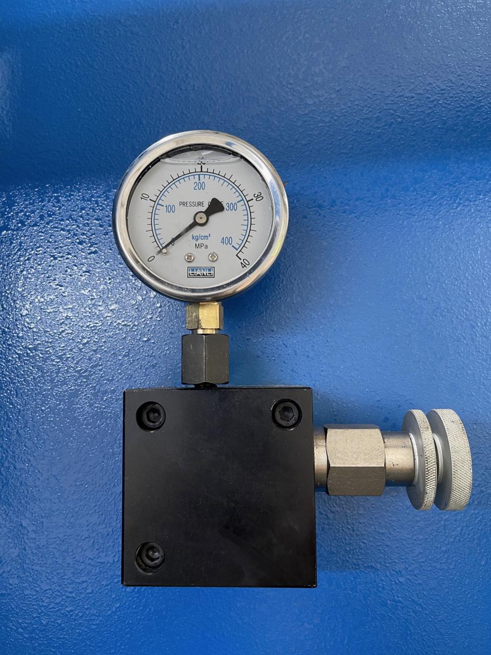 Вц67к-400Т Цнц Плц Ручна машина за савијање листова Хидраулична Нц машина за кочнице