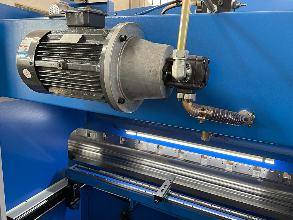 Wc67k-400T Cnc Plc Manual Sheet Bending Machine Hydraulic Nc Press Brake Machine Вц67к-400Т Цнц Плц Ручна машина за савијање листова Хидраулична Нц машина за кочнице