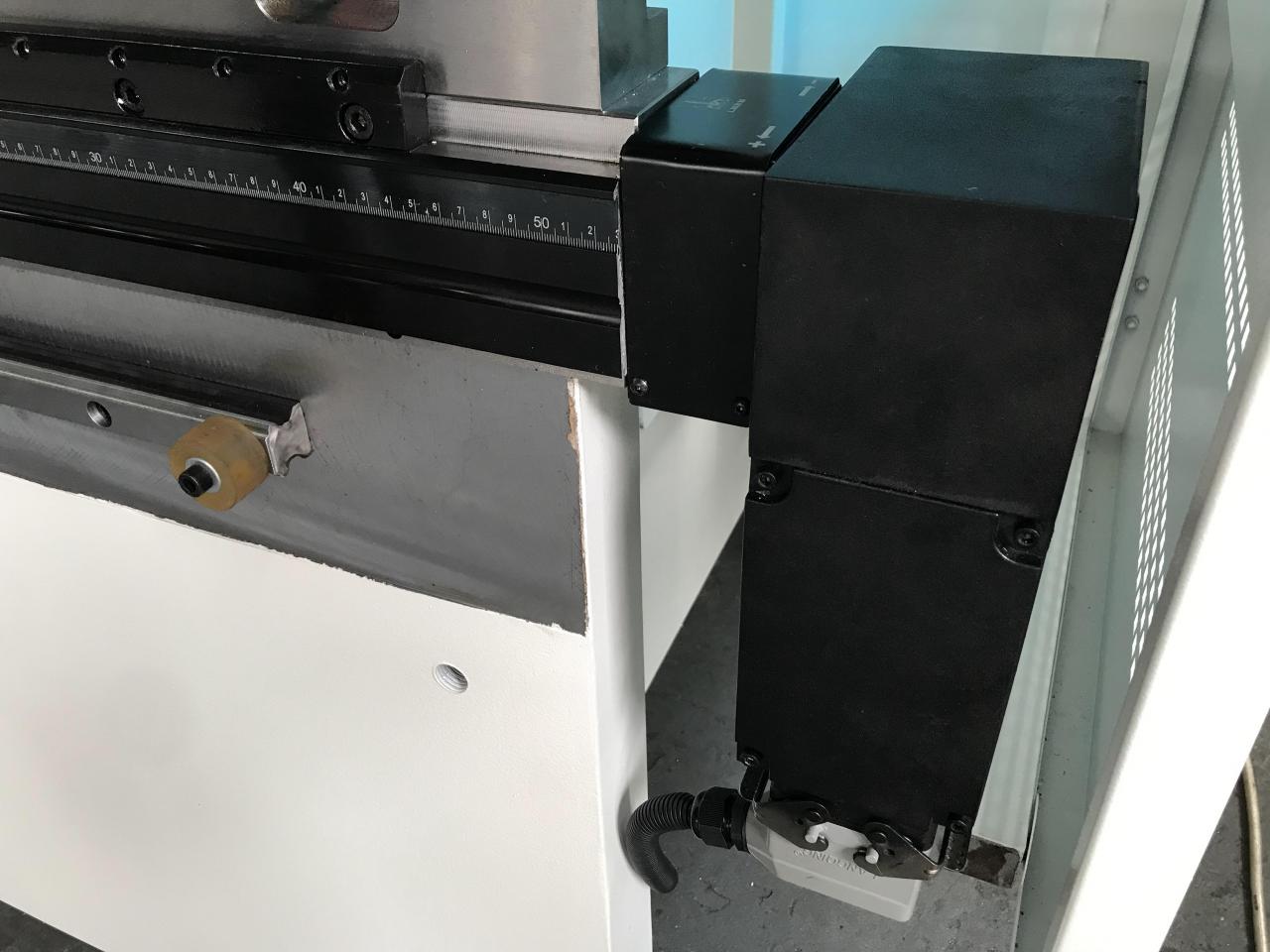 Wc67y-65/2500 Oem Hydraulic Press Brake Machine Steel Bending Machine Вц67и-65/2500 Оем Хидраулична преса машина за кочнице Машина за савијање челика