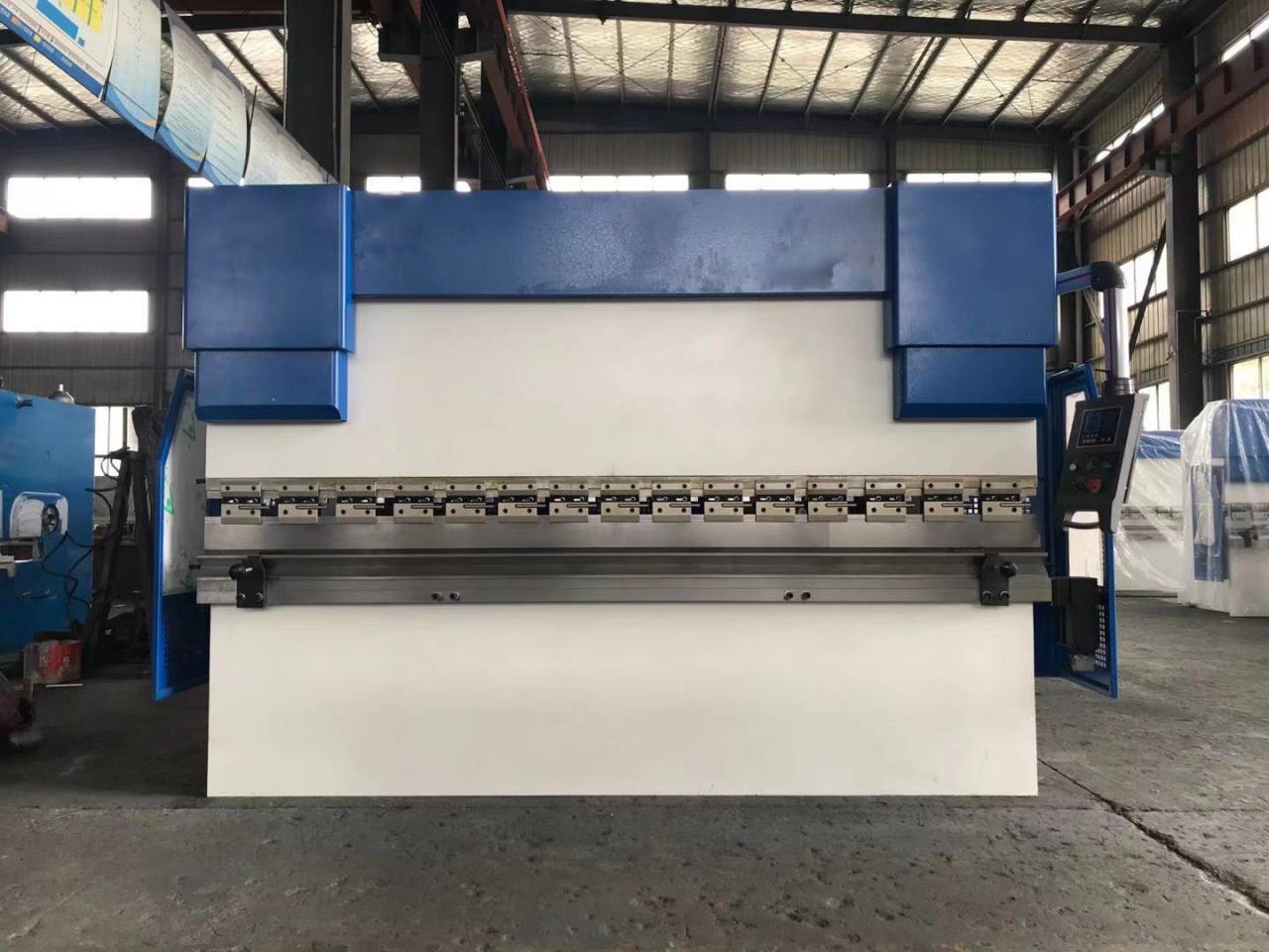 Wc67y-65/2500 Oem Hydraulic Press Brake Machine Steel Bending Machine Вц67и-65/2500 Оем Хидраулична преса машина за кочнице Машина за савијање челика