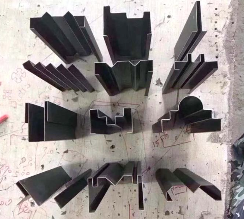 Wc67yk 80 100 160 200 Ton 3200mm E21 Nc Sheet Metal Oil Hydraulic Press Brake Price Вц67ик 80 100 160 200 тона 3200 мм Е21 Нц лим за уље Хидраулична преса кочница Цена